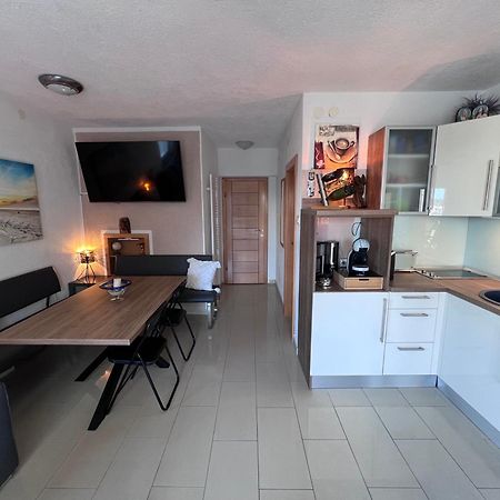 Apartment Mira - Sea View Trogir Luaran gambar